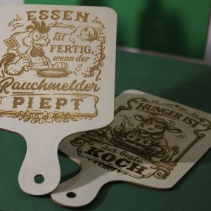 Lustige Schneidebrett "Essen ist fertig..."